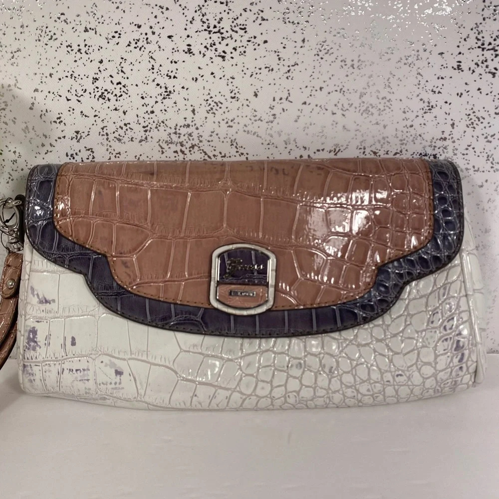 Guess Brown & Off White Reptile Pattern Wristlet - Picture 3 of 8